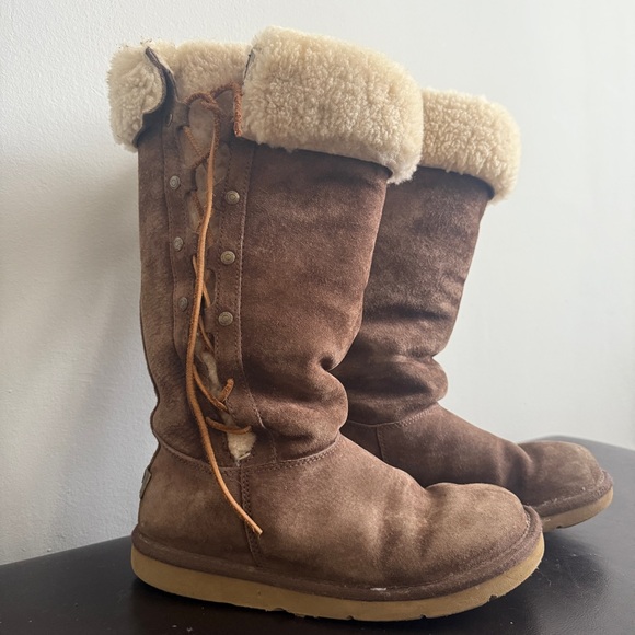 UGG Australia Upside Boot Sz 7 - Picture 2 of 10